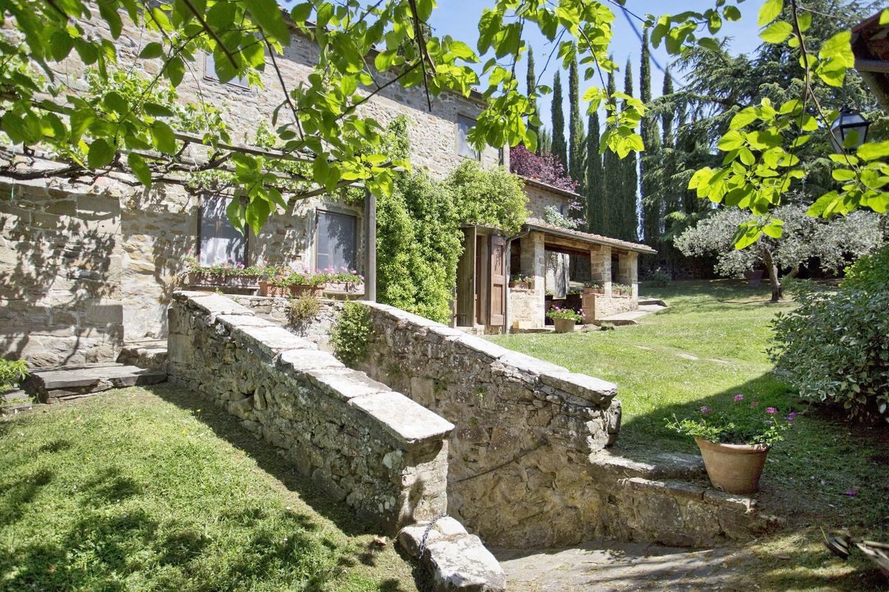 Pozza Di Volpaia By Salogi Villas Radda in Chianti Eksteriør billede